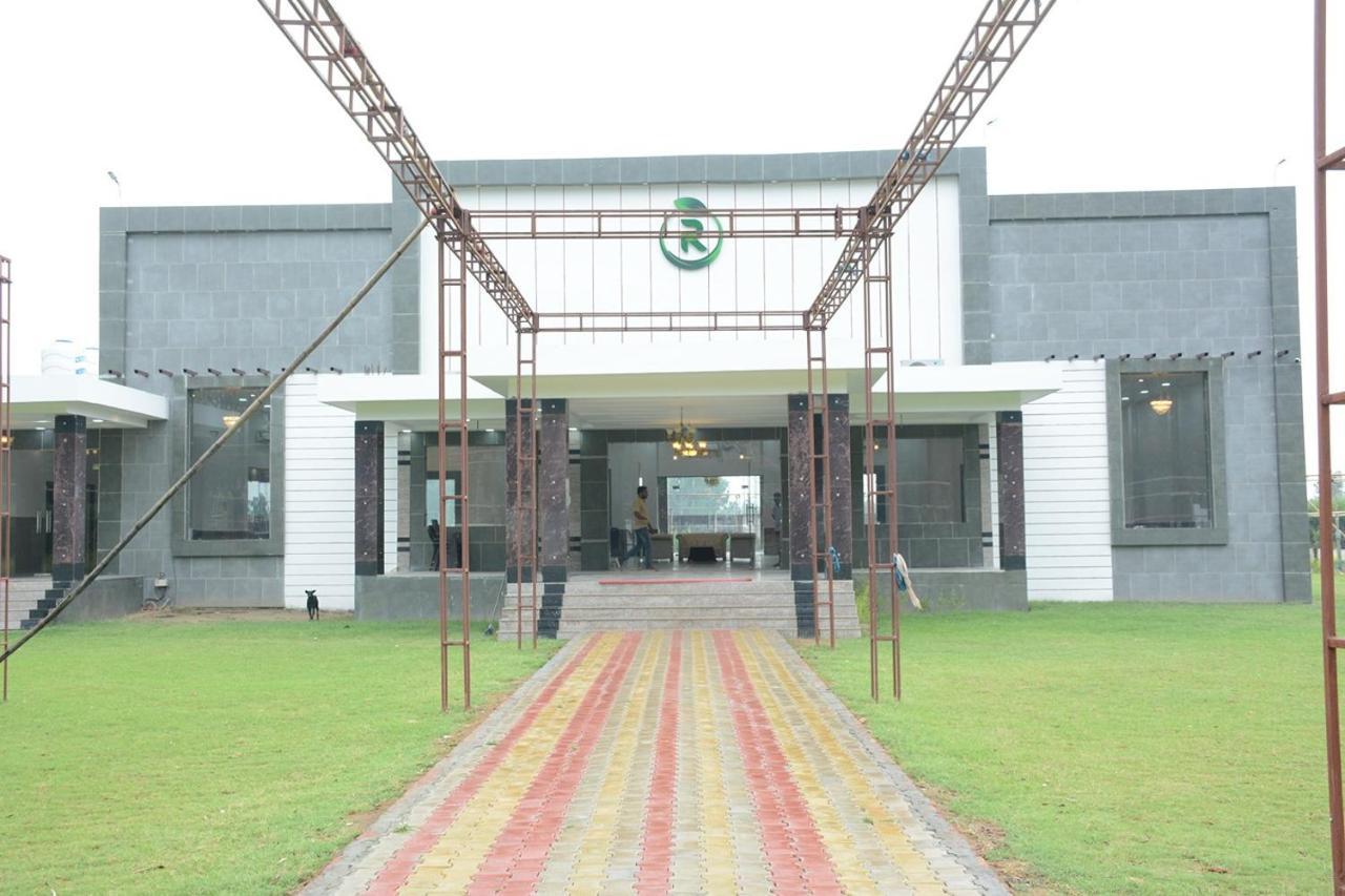 Royal Green Celebrate In Style Saharanpur Exterior photo